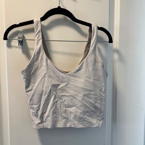 Lulu Align Tank Size 8